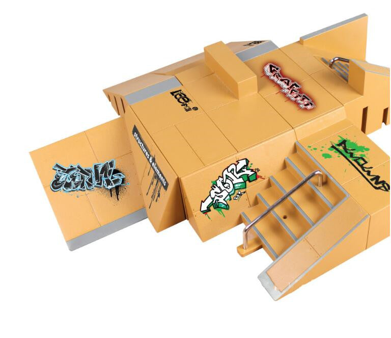 Alloy Finger Skateboard Park Set with Finger Skateboard