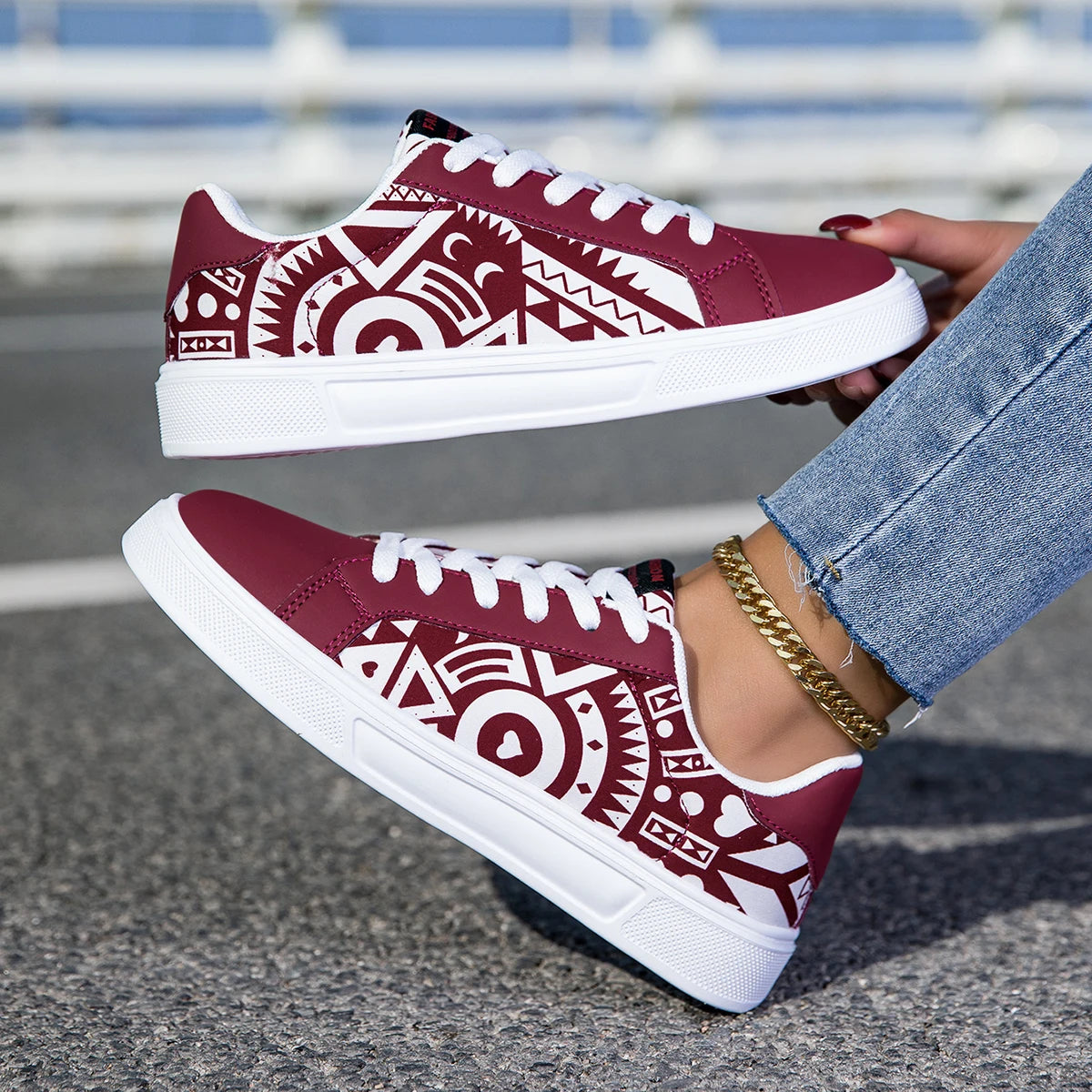YRZL Women's Lightweight Skateboard Shoes