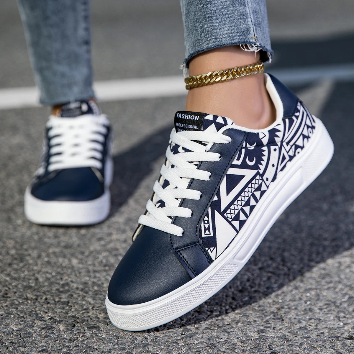 YRZL Women's Lightweight Skateboard Shoes