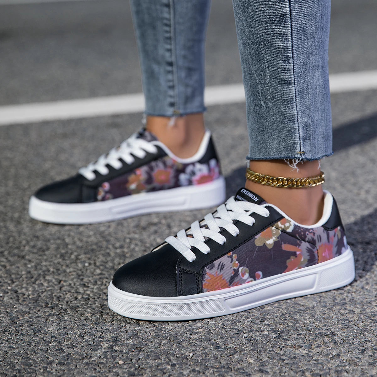 YRZL Women's Lightweight Skateboard Shoes